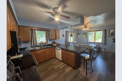 217 Howard Street, Waupun, WI 53963 - Photo 10