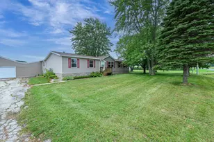 E1207 Town Hall Rd, Luxemburg, WI 54217 - Photo 4