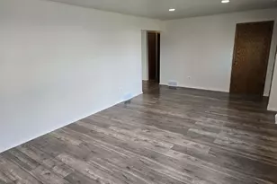 215 Center St, North Fond du Lac, WI 54937 - Photo 4
