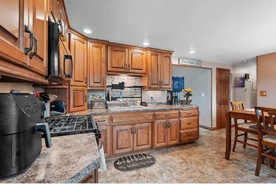 1015 Estes Drive, De Pere, WI 54114 - Photo 24