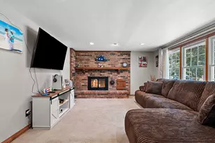 1015 Estes Dr, De Pere, WI 54114 - Photo 18