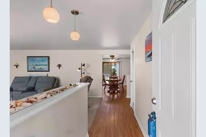 914 Rasmussen Place, Green Bay, WI 54304 - Photo 6