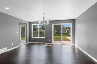 2354 E River Dr, Green Bay, WI 54301 - Photo 16
