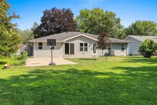 2354 E River Dr, Green Bay, WI 54301 - Photo 42