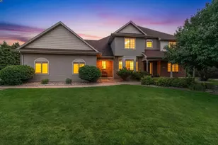 2159 Moonlight Ct, Menasha, WI 54952 - Photo 1