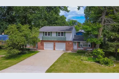 1439 Springdale Lane, Green Bay, WI 54304 - Photo 1