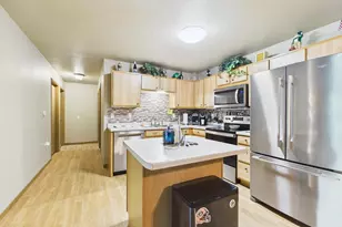 3325 N Casaloma Dr #40, Appleton, WI 54913 - Photo 10