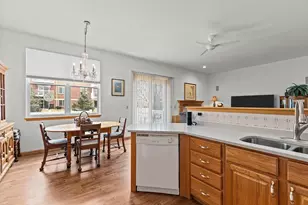 1513 Dickenson Ct, Neenah, WI 54956 - Photo 8