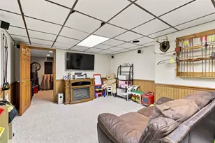 815 Eckardt Ct, Oshkosh, WI 54902 - Photo 16