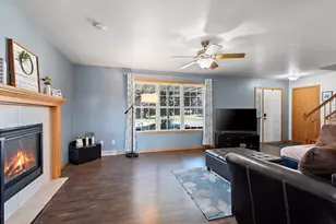 N8972 Lilac Rd, Menasha, WI 54952 - Photo 6