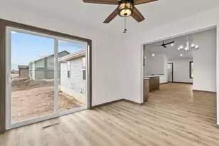 8308 Marlo Ave, Neenah, WI 54956 - Photo 16