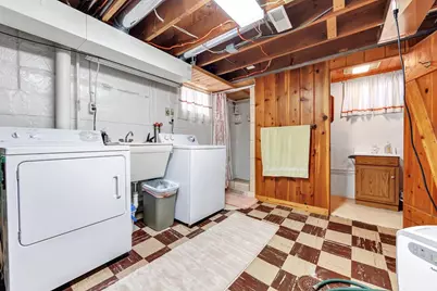 244 E Mission Road, Green Bay, WI 54301 - Photo 28
