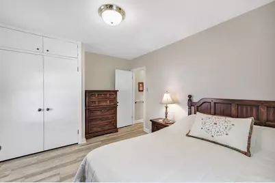 244 E Mission Road, Green Bay, WI 54301 - Photo 14