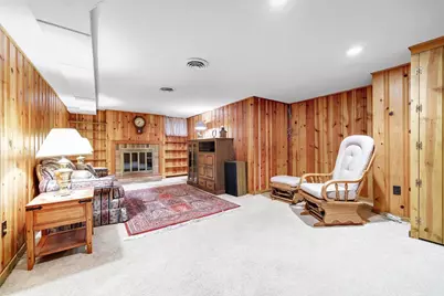 244 E Mission Road, Green Bay, WI 54301 - Photo 24