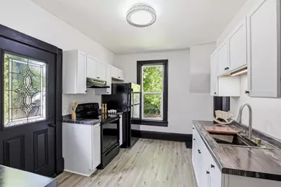 851 Franklin Street, Oshkosh, WI 54901 - Photo 4