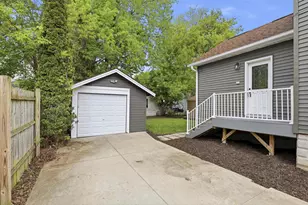 851 Franklin St, Oshkosh, WI 54901 - Photo 22