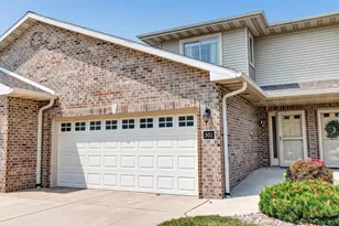1300 Alpine Dr, Green Bay, WI 54311 - Photo 2