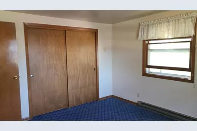 2410 Lina Lane, Green Bay, WI 54304 - Photo 18