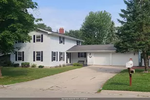 2410 Lina Ln, Green Bay, WI 54304 - Photo 1