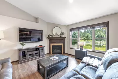 651 Pebblestone Circle, Hobart, WI 54155 - Photo 6