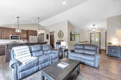 651 Pebblestone Circle, Hobart, WI 54155 - Photo 8