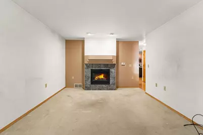 2563 Telluride Trail #L, Green Bay, WI 54313 - Photo 8