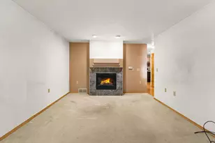 2563 Telluride Trail, Green Bay, WI 54313 - Photo 8