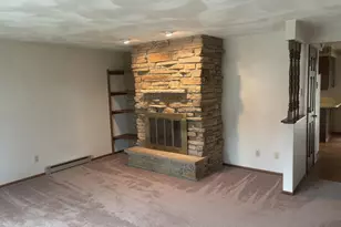 2201 Sullivan Ave, Kaukauna, WI 54130 - Photo 6