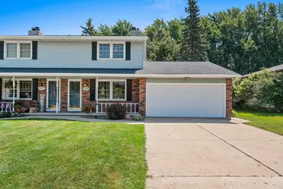 2179 Packerland Drive, Green Bay, WI 54304 - Photo 2