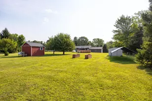 N2275 Bean City Rd, New London, WI 54961 - Photo 34