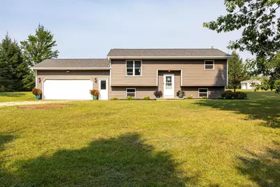 N2275 Bean City Road, New London, WI 54961 - Photo 1