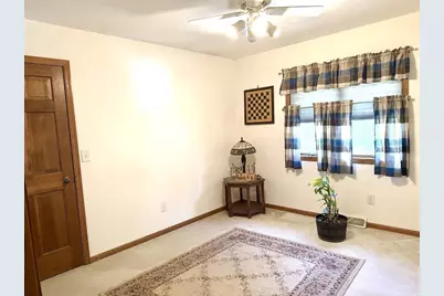 2884 Westmoor Road, Oshkosh, WI 54904 - Photo 16