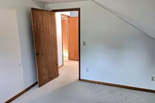 806 W 8th Ave, Oshkosh, WI 54902 - Photo 16