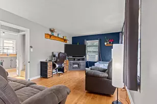 1526 Rugby St, Oshkosh, WI 54901 - Photo 4