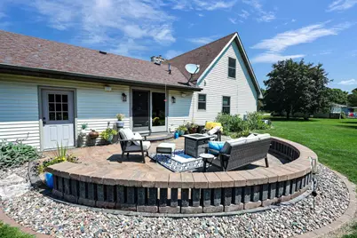 424 Van De Loo Street, Kaukauna, WI 54130 - Photo 10