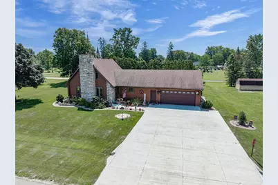 424 Van De Loo Street, Kaukauna, WI 54130 - Photo 4