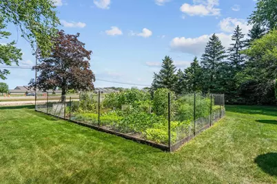 W6462 Lakeview Court, Menasha, WI 54952 - Photo 44