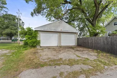 847 Shawano Avenue, Green Bay, WI 54303 - Photo 2