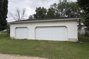 117 S 1st St, Bonduel, WI 54107 - Photo 4