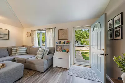 1942 Harold Street, Green Bay, WI 54302 - Photo 4