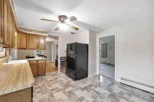 802 Ernst Dr, Green Bay, WI 54304 - Photo 14