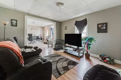687 Central Street, Oshkosh, WI 54901 - Photo 28