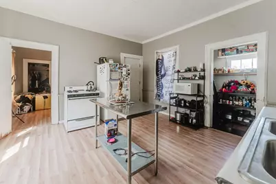 687 Central Street, Oshkosh, WI 54901 - Photo 22