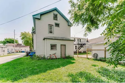 687 Central Street, Oshkosh, WI 54901 - Photo 34