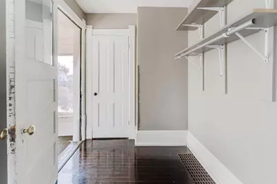 687 Central Street, Oshkosh, WI 54901 - Photo 16