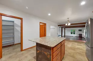 2620 Bellevue St, Green Bay, WI 54311 - Photo 10