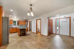 2620 Bellevue St, Green Bay, WI 54311 - Photo 4