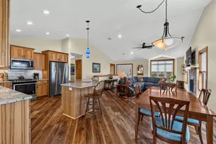1373 Candlelight Ln, Fond du Lac, WI 54937 - Photo 12