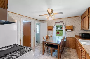 317 Lau St, Green Bay, WI 54302 - Photo 6