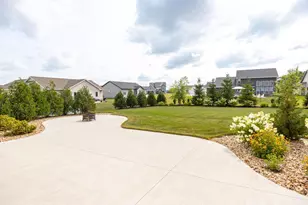 N9270 Laura St, Appleton, WI 54915 - Photo 30